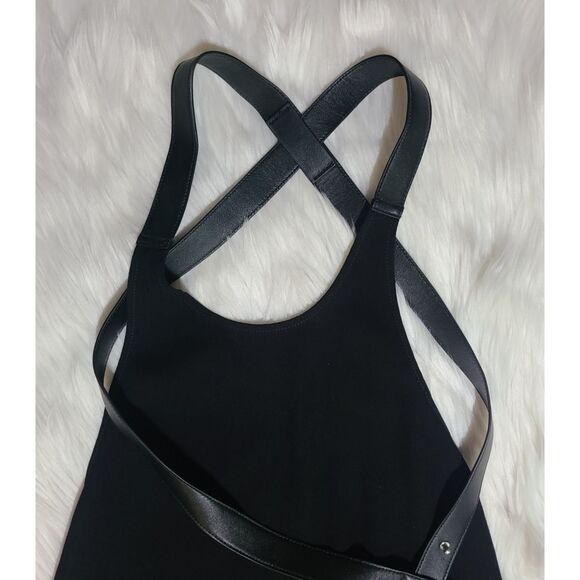 Theory|Yvetta Elevate Crepe Sleeveless Top, Petite - Picture 6 of 10